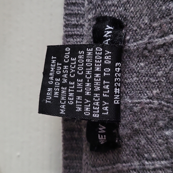 New York & CompanySize XL Pullover Sweater - Picture 4 of 5